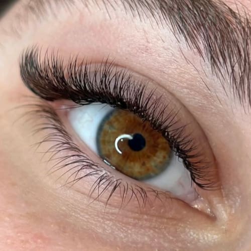 Alexandra Bar a Cils - Sourcils & cils Rosny-sous-Bois - Alexandra Bar a Cils - Photo Galerie - OneBooking