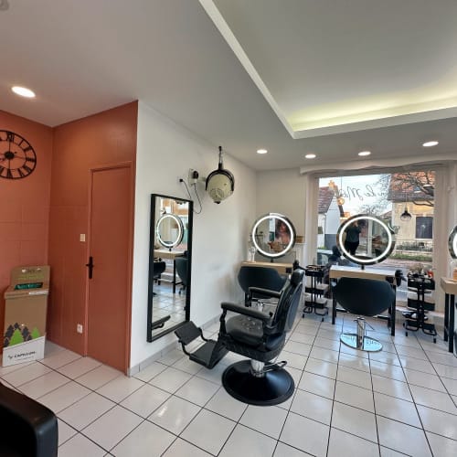 Le salon de Marine By Marine Fadli - Coiffure Dijon - Le salon de Marine By Marine Fadli - Photo Galerie - OneBooking