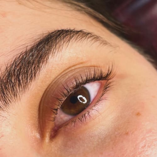 Mk Coiffure - Sourcils & cils Villejuif - Mk Coiffure - Photo Galerie - OneBooking