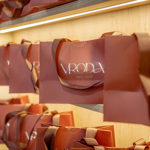 Vroda - Onglerie Bordeaux - Vroda - Photo Galerie - OneBooking