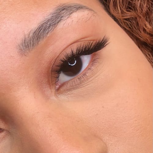 NKL BEAUTY - Sourcils & cils Orléans - NKL BEAUTY - Photo Galerie - OneBooking