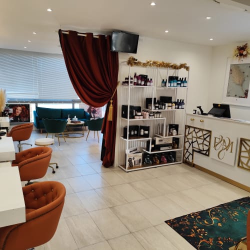 Salon de coiffure féminin Depuis La Nuit Des Temps - Coiffure Melun - Salon de coiffure féminin Depuis La Nuit Des Temps - Photo Galerie - OneBooking