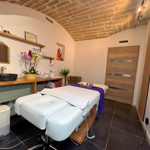 BYOMiA - Onglerie Montpellier - BYOMiA - Photo Galerie - OneBooking
