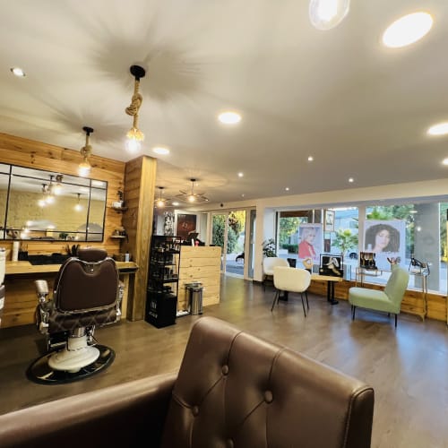 Riviera Coiffure Barber - Coiffure Vitrolles - Riviera Coiffure Barber - Photo Galerie - OneBooking