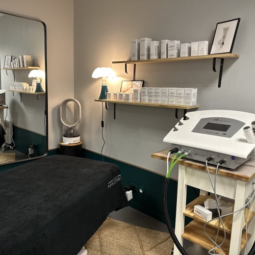 LVJ Institut - Minceur & Anti-Âge - Drainage Lymphatique - Sourcils & cils Saint-Malo - LVJ Institut - Minceur & Anti-Âge - Drainage Lymphatique - Photo Galerie - OneBooking