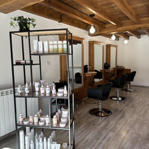 Le petit salon de Céline - Coiffure Foix - Le petit salon de Céline - Photo Galerie - OneBooking