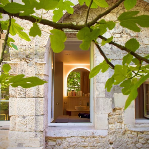 SPA Hôtel Le Champlain - Sourcils & cils La Rochelle - SPA Hôtel Le Champlain - Photo Galerie - OneBooking