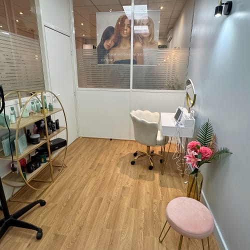 ALEJANDRA G BEAUTY EXPERT - Sourcils & cils Suresnes - ALEJANDRA G BEAUTY EXPERT - Photo Galerie - OneBooking