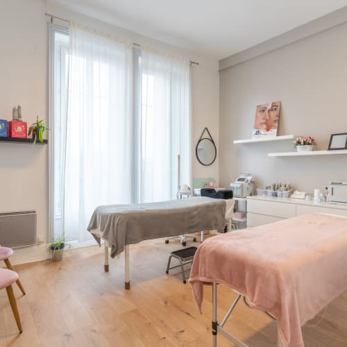 Salon Beautex - Coiffure & Esthétique - Sourcils & cils Vénissieux - Salon Beautex - Coiffure & Esthétique - Photo Galerie - OneBooking