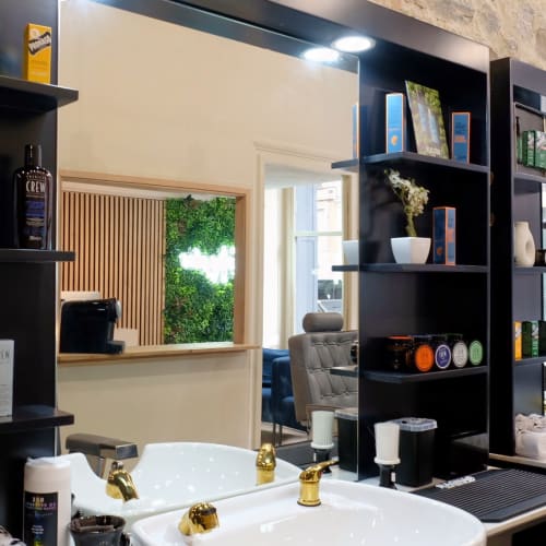 Les Angles Barbier - Beaux Arts - Coiffure Lyon - Les Angles Barbier - Bellecour - Photo Galerie - OneBooking