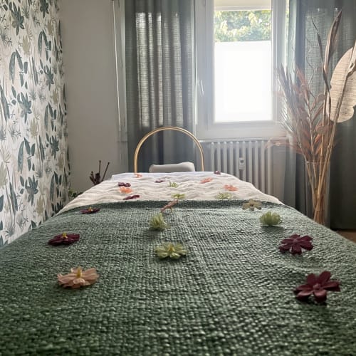 Olispa, le Spa du cheveu - head spa - Institut de beauté Angers.    Carte bleue non acceptée sur place. Prestations uniquement pour les femmes et les enfants - Olispa, le Spa du cheveu - head spa - Photo Galerie - OneBooking