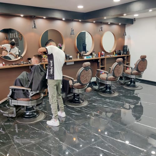 Hair saloon - Coiffure Toulouse - Hair saloon - Photo Galerie - OneBooking