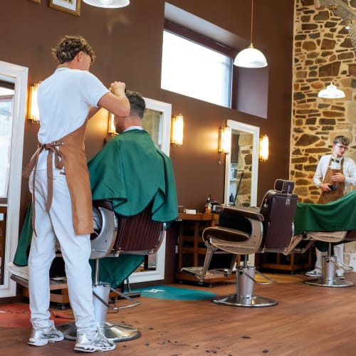 Les Beaux Garçons - Robien - Coiffure Saint-Brieuc - Les Beaux Garçons - Robien - Photo Galerie - OneBooking