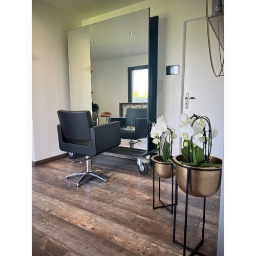 Signature by Victoria - Coiffure Saumur - Signature by Victoria - Photo Galerie - OneBooking