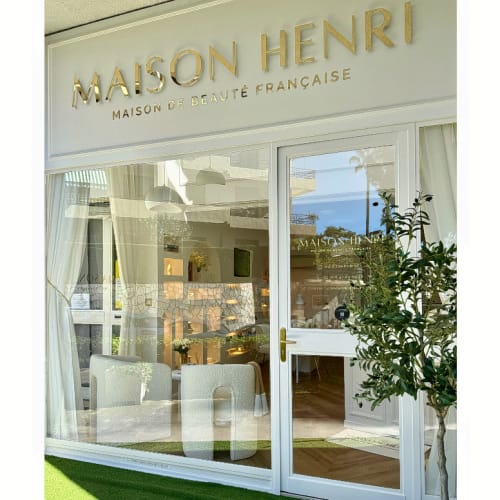 MAISON HENRI | MAISON DE BEAUTÉ FRANÇAISE - Sourcils & cils Nice - MAISON HENRI | MAISON DE BEAUTÉ FRANÇAISE - Photo Galerie - OneBooking