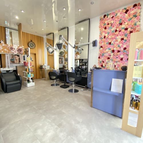 High Light Coiffure - Coiffure Cannes - High Light Coiffure - Photo Galerie - OneBooking