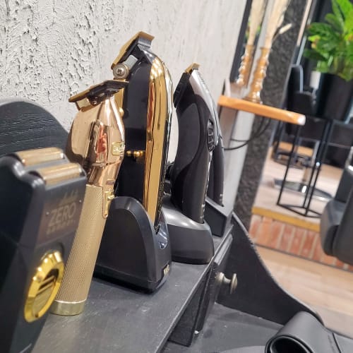 Chez Max - Coiffure Angers - Chez Max - Photo Galerie - OneBooking