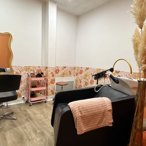 L'atelier s'aimer simplement - Elise Jamain - Créatrice bien-être et beauté pour femme - Coiffure Angers - L'atelier s'aimer simplement - Elise Jamain - Créatrice bien-être et beauté pour femme - Photo Galerie - OneBooking