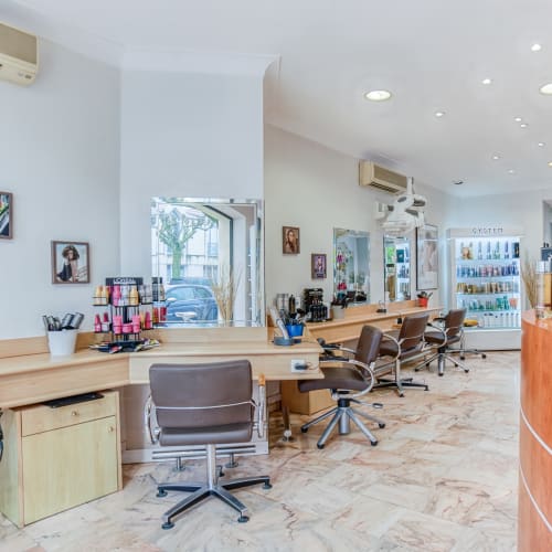 Viva La Vie by Arnault Coiffure - Guiton - Coiffure La Rochelle - Viva La Vie by Arnault Coiffure - Guiton - Photo Galerie - OneBooking