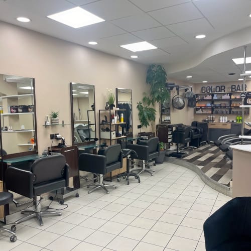 Univ'hair - Coiffure Foix - Univ'hair - Photo Galerie - OneBooking