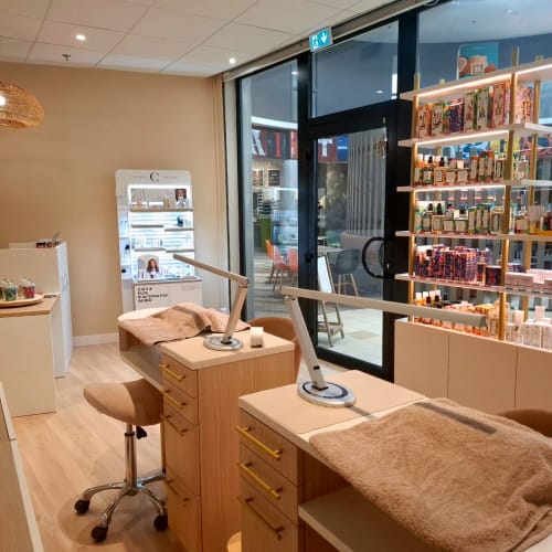 Belle & Zen - Onglerie Saint-Georges-sur-Loire - Belle & Zen - Photo Galerie - OneBooking