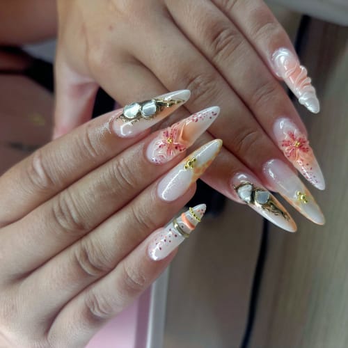 Iconic Nails 63 - Onglerie Clermont-Ferrand - Iconic Nails 63 - Photo Galerie - OneBooking