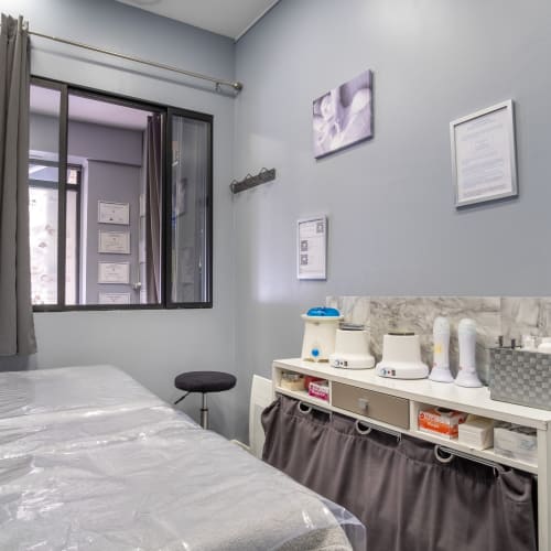 Institut de Beauté Mer Morte - Coiffure Bordeaux - Institut de Beauté Mer Morte - Photo Galerie - OneBooking