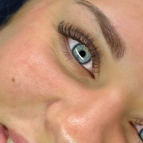 Byvedabeauty - Sourcils & cils Roubaix - Byvedabeauty - Photo Galerie - OneBooking