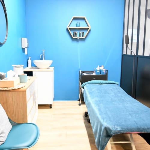 Chloé L’Atelier Beauté - Onglerie Tassin-la-Demi-Lune - Chloé L’Atelier Beauté - Photo Galerie - OneBooking