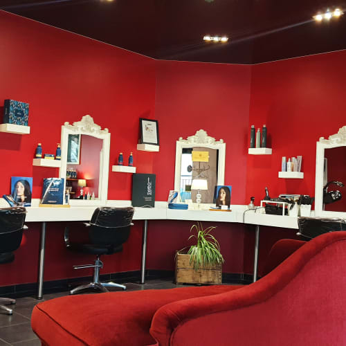 Couleur rubis - Sourcils & cils Saint-Quentin - Couleur rubis - Photo Galerie - OneBooking
