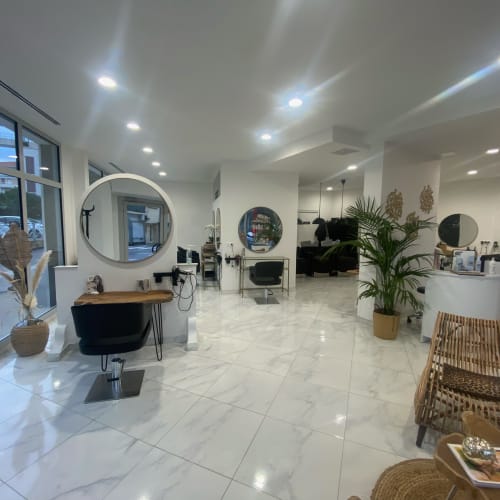 Mg coiffure - Coiffure Cagnes-sur-Mer - Mg coiffure - Photo Galerie - OneBooking