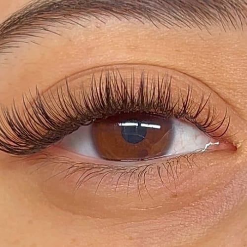 Lashes by CHN - Institut de beauté Montpellier - Lashes by CHN - Photo Galerie - OneBooking