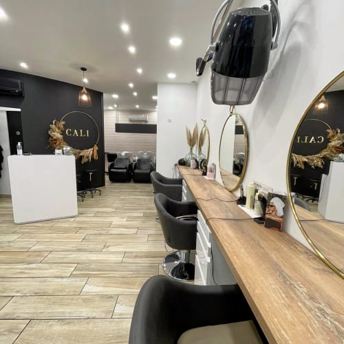 CALI - Coiffure Vichy - CALI - Photo Galerie - OneBooking