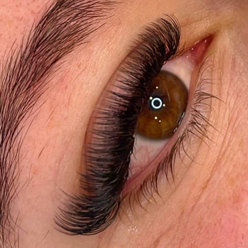 Elayah Esthetic - Sourcils & cils Troyes - Elayah Esthetic - Photo Galerie - OneBooking