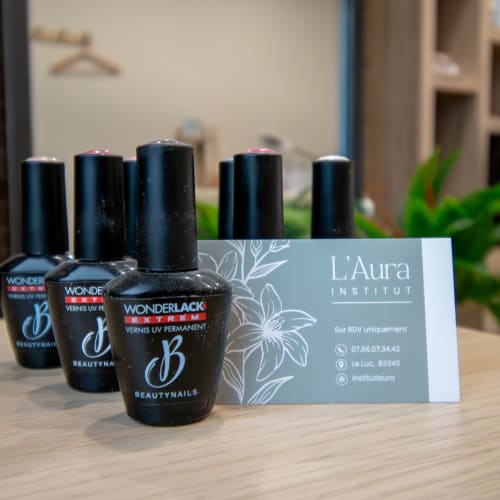 Luxe Beauty - Coiffure Le Luc - Luxe Beauty - Photo Galerie - OneBooking