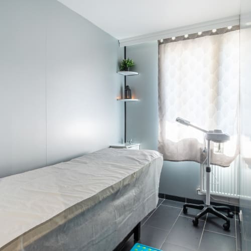 Naya Indienne beauté - Sourcils & cils Drancy - Naya Indienne beauté - Photo Galerie - OneBooking