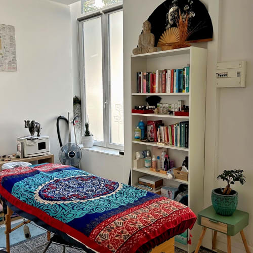 Joreau Patricia Naturopathe - Energéticien - Reflexologue - Kinesiologue - Massotherapeute - Sourcils & cils Montreuil - Joreau Patricia Naturopathe - Energéticien - Reflexologue - Kinesiologue - Massotherapeute - Photo Galerie - OneBooking