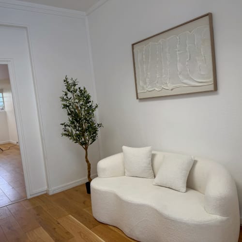 House of kate - Onglerie Asnières-sur-Seine - House of kate - Photo Galerie - OneBooking