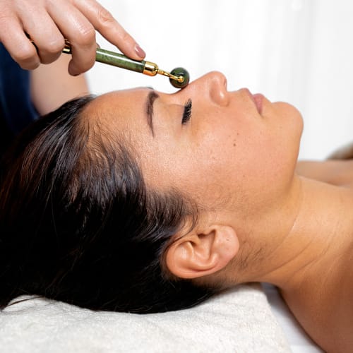 Justine Voisin - Massage Verneuil-sur-Seine - Justine Voisin - Photo Galerie - OneBooking