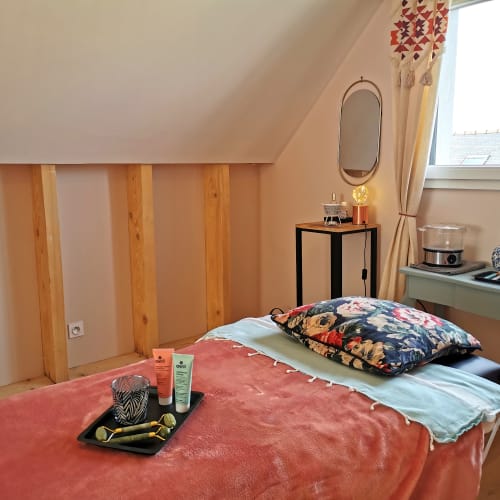 LES RENNAISES - Massage & Bien-être - Institut de beauté Rennes - LES RENNAISES - Massage & Bien-être - Photo Galerie - OneBooking