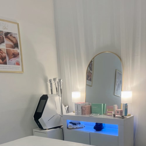 CRYO AND GLOW - Institut de beauté Bordeaux - CRYO AND GLOW - Photo Galerie - OneBooking