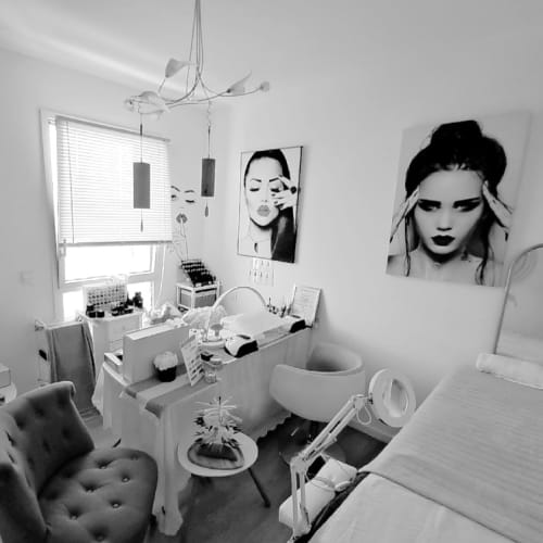 Les Ongles d'Ettenna - Sourcils & cils La Roche-sur-Yon - Les Ongles d'Ettenna - Photo Galerie - OneBooking