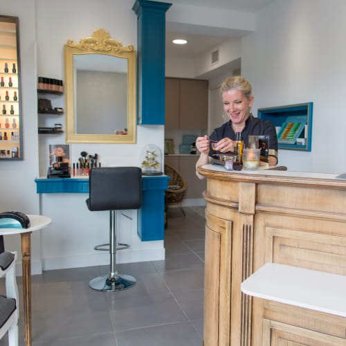 Centre de Beauté Béatrice Prieur - Sourcils & cils Mérignac - Centre de Beauté Béatrice Prieur - Photo Galerie - OneBooking