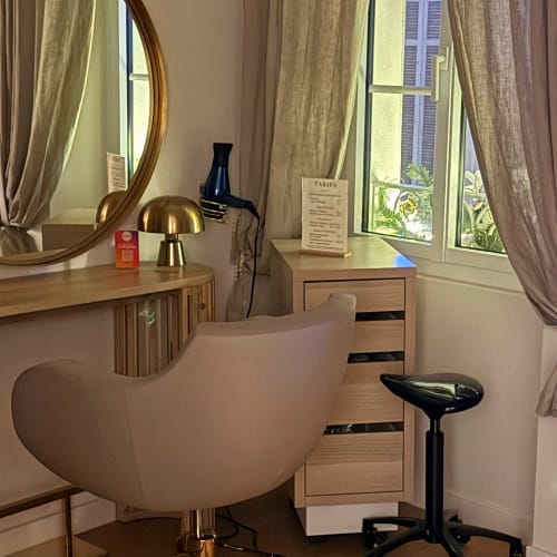 Confident - Coiffure Bandol - Confident - Photo Galerie - OneBooking
