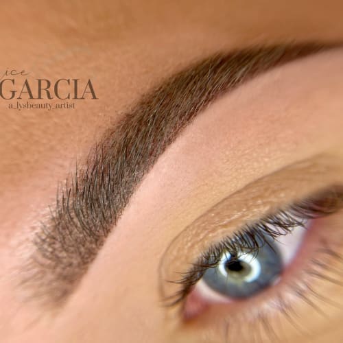 Alice Garcia Maquillage Permanent - Piercing - Dounia Joua - Sourcils & cils Saint-Priest - Alice Garcia Maquillage Permanent - Piercing - Dounia Joua - Photo Galerie - OneBooking