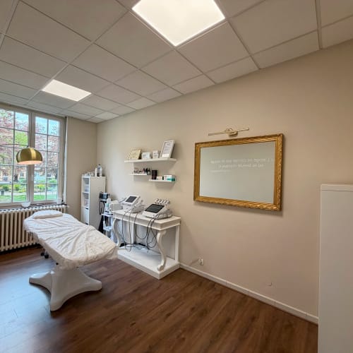 Vitalia - Centre de nutricosmetique et Dermo esthétique - Massage Thionville - Vitalia - Centre de nutricosmetique et Dermo esthétique - Photo Galerie - OneBooking