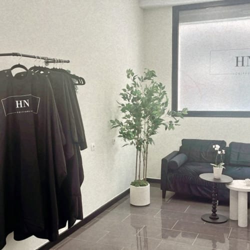HN Coiffure - Coiffure Toulon - HN Coiffure - Photo Galerie - OneBooking