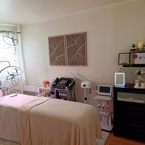DermaSkin studio - Onglerie Courbevoie - DermaSkin studio - Photo Galerie - OneBooking