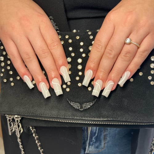 V nailed it - Onglerie Orléans - V nailed it - Photo Galerie - OneBooking