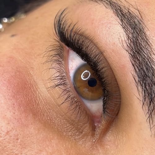Maws Beauty - Sourcils & cils Aubervilliers - Maws Beauty - Photo Galerie - OneBooking